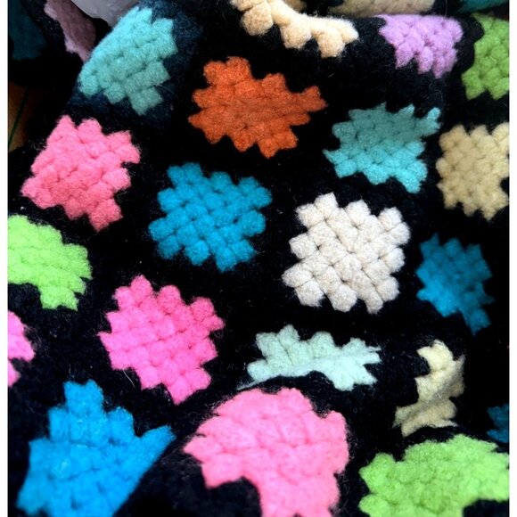 Wool Multi Color Granny Square Crochet /Knitted Afghan Throw Country VTG Heavy - Picture 3 of 3
